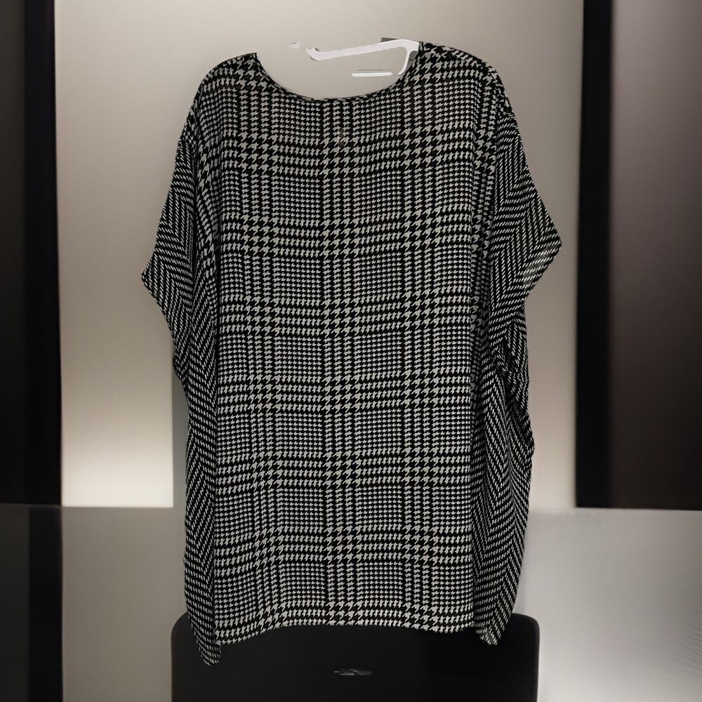 MICHAEL Michael Kors Women's Plus Size 2X Black Beige Check Poncho Top Designer